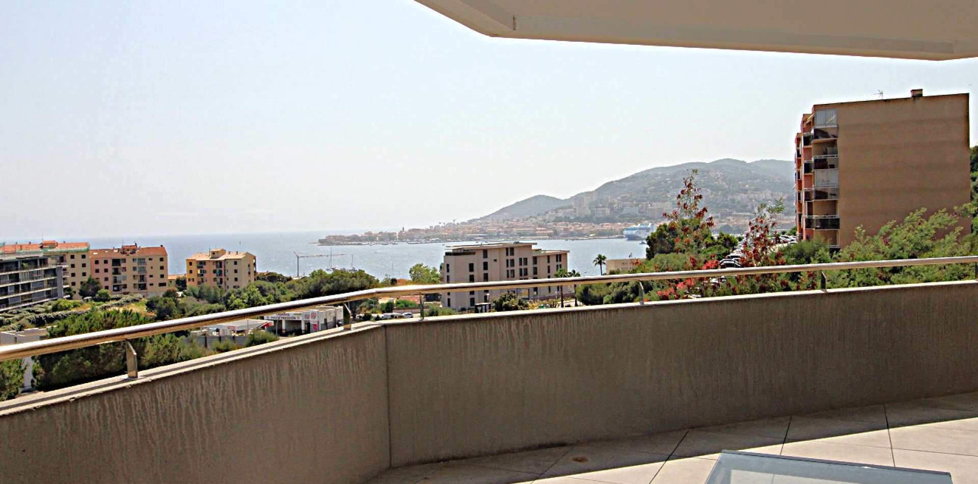 proppery-image-gallery