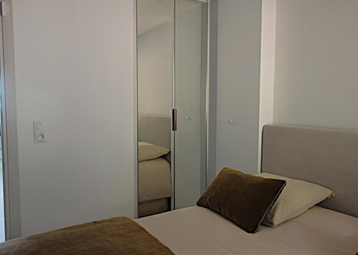 property-thumbs-carousel