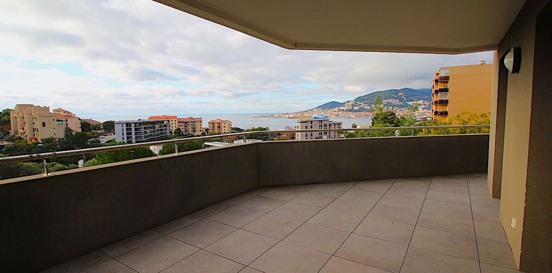 proppery-image-gallery